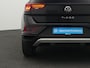 Volkswagen T-Roc 1.5 TSI 150 pk DSG Style | Achteruitrijcamera | Stoelverwarming | Navigatie | Adaptive Cruise