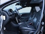 Volvo V40 1.5 T3 Polar+ Sport R-Design Automaat *Panodak*