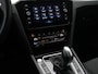 Volkswagen Passat Variant 1.5 TSI 150 pk DSG Elegance | Trekhaak | Head-up display | Leder/alcantara | Achteruitrijcamera