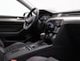 Volkswagen Passat Variant 1.5 TSI 150 pk DSG Elegance | Trekhaak | Head-up display | Leder/alcantara | Achteruitrijcamera