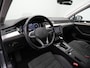 Volkswagen Passat Variant 1.5 TSI 150 pk DSG Elegance | Trekhaak | Head-up display | Leder/alcantara | Achteruitrijcamera
