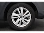 Volkswagen Touran 1.5 TSI 150pk DSG Highline 7p | Navigatie | Apple Carplay/Android Auto | Electrisch bedienbare achterklep | Adaptive Cruise control | Lichtmetalen velgen | Extra getint glas