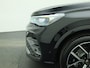 Volkswagen Tiguan 1.5 eHybrid 272PK DSG R-Line Black Style · Panoramadak · Elek. Trekhaak · Apple/Android · Camera · Massage · Alarm · 20'' Inch · Garantie t/m 10-06-2030 of 100.000km.