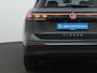 Volkswagen Tiguan 1.5 eHybrid 204 pk DSG Life | Trekhaak | Adaptief onderstel | Stuur-/achterbankverwarming | Achteruitrijcamera
