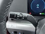 Hyundai Kona Electric Premium 65.4 kWh | Leer | Trekhaak | Stoel + stuurverwarming | Memory | 360 Camera |