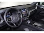 Volvo XC60 T6 Recharge AWD Plus Black Edition - Panorama/schuifdak - Adaptieve LED koplampen - Parkeercamera achter - Verwarmde voorstoelen, stuur & achterbank - Parkeersensoren voor & achter - Elektr. bedienb. voorstoelen met geheugen - Draadloze tel. lader - Cruise control - 21' LMV