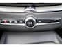 Volvo XC60 T6 Recharge AWD Plus Black Edition - Panorama/schuifdak - Adaptieve LED koplampen - Parkeercamera achter - Verwarmde voorstoelen, stuur & achterbank - Parkeersensoren voor & achter - Elektr. bedienb. voorstoelen met geheugen - Draadloze tel. lader - Cruise control - 21' LMV