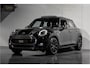 MINI Cooper Mini 1.5 Chili Aut. | Navigatie | Panorama | Half Leder | LED | PDC | 17"LM | NL Auto | Midnight Black