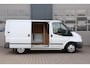Ford Transit 260S 2.2 TDCI l AIRCO l TREKHAAK l HANDEL/EXPORT