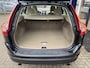 Volvo XC60 2.0T Momentum / NL auto / Automaat / Cruise / Stoelverwarming / Vol-leder / Climate Control / Parkeersensoren Voor&Achter / Elektrische achterklep /