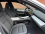 Polestar 4 Long Range Single motor 100 kWh Panaramisch dak, Pilot Assist, 360° 3D Camera, Harman Kardon Premium Sound,​Head-up display, 21"Sport 4 V-Spoke Velgen, Pixel LED-koplampen met adaptief groot licht, Touchscreen achterin, 12-voudig verstelbare stoelen, Elektrisch verstelbare achter stoelen, Verwarmd stuurwiel en verwarmbare achter stoelen,  Klimaatregeling met 3 zones, Intelligente luchtreiniging,  22 kW AC-laden