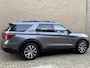 Ford Explorer 3.0 V6 EcoBoost PHEV 457pk ST-Line | 7-persoons | Panoramadak | Afneembare trekhaak | B&O sound | Leder | 360 camera | Adaptieve cruise | Full-LED | 20 inch LMV | Apple CarPlay | Navigatie | DAB | Stoelverwarming&koeling | Volledig onderhouden!