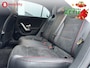 Mercedes-Benz A-klasse 180 Business Solution AMG Automaat Achteruitrijcamera | Apple CarPlay | Stoelverwarming | Diamondgrille