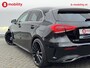 Mercedes-Benz A-klasse 180 Business Solution AMG Automaat Achteruitrijcamera | Apple CarPlay | Stoelverwarming | Diamondgrille