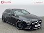Mercedes-Benz A-klasse 180 Business Solution AMG Automaat Achteruitrijcamera | Apple CarPlay | Stoelverwarming | Diamondgrille