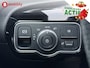 Mercedes-Benz A-klasse 180 Business Solution AMG Automaat Achteruitrijcamera | Apple CarPlay | Stoelverwarming | Diamondgrille