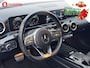 Mercedes-Benz A-klasse 180 Business Solution AMG Automaat Achteruitrijcamera | Apple CarPlay | Stoelverwarming | Diamondgrille
