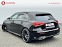 Mercedes-Benz A-klasse 180 Business Solution AMG Automaat Achteruitrijcamera | Apple CarPlay | Stoelverwarming | Diamondgrille