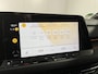Volkswagen Golf Variant 1.5 eTSI R-Line / AUTOMAAT/ PANO/ PARK.SENSOREN V+A/ CAMERA/ ACC/ STUUR+STOEL VERWARM./ APP-CONNECT/ RIJ-MODI/ DIGITAL DASH/ NAVI/ DAB/ CLIMA/ LED/ ISOFIX/ 17'' LMV