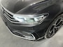 Volkswagen Passat Variant 1.4 TSI PHEV GTE / AUTOMAAT/ PANO/ TREKHAAK/ ELEK. KLEP/ PARK.SENSOR.V+A/ CAMERA/ MEMORY SEAT/ HEAD-UP/ DODE HOEK/ ACC/ KEYLESS/ STOELVERWARM./ APP-CONNECT/ LEDER/ NAVI/ CLIMA/ DAB/ ISOFIX/ 17'' LMV