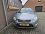Ford Mondeo 2.0-16V Ghia (loopt niet goed)