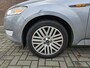 Ford Mondeo 2.0-16V Ghia (loopt niet goed)