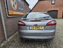 Ford Mondeo 2.0-16V Ghia (loopt niet goed)