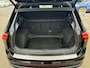 Volkswagen Tiguan 1.5 TSI 150pk DSG R-Line Business+ · Panoramadak · Camera · 20'' Velgen · LED Matrix verlichting · Apple/Android Car Play ·