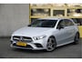 Mercedes-Benz A-klasse 180 Automaat! AMG BJ2020 Lmv 18" | Led V+A | Pdc | Navi | Achteruitrijcamera | Dashboard verlichting | Virtual cockpit | Climate control | Cruise control | Sportstoelen | Verwarmde voorstoelen | Zwarte hemel | Extra getint glas