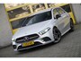 Mercedes-Benz A-klasse 180 Automaat! AMG BJ2020 Lmv 18" | Led V+A | Pdc | Navi | Achteruitrijcamera | Dashboard verlichting | Virtual cockpit | Climate control | Cruise control | Sportstoelen | Verwarmde voorstoelen | Zwarte hemel | Extra getint glas