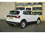 Volkswagen T-Cross 1.0 TSI Life BJ2021 Lmv 16" | Led | Pdc | Navi | Trekhaak | App-Connect | Climate control | Cruise control | Getint glas