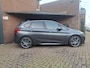 BMW 2-Serie Active Tourer 220i High Executive M-Sport / Shadow Line / Harman & Kardon / Navigatie / Led Verlichting / Stoelverwarm