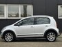 Volkswagen Up! 1.0 Cross Up!/Trekhaak/Airco/16"/Hoge instap/