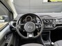 Volkswagen Up! 1.0 Cross Up!/Trekhaak/Airco/16"/Hoge instap/