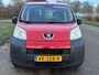 Peugeot Bipper 1.4 Airco Electric pakket Audio/CD Schuifdeur rechts ABS Getint glas Tussenschot Trekhaak Dealeronderh. Nieuwe Apk!