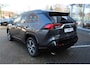 Toyota RAV4 2.5 PLUG-IN HYBRID STYLE STOELVERW. V+A STUUR&WISSERVERW. EL-STOEL EL-ACHTERKLEP DODEHOEKDETECTIE KEYLESS PRIVACY GLASS