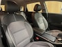 Kia e-Niro 64 kWh|100% SOH|NIEUWE LOGO|FACELIFT|3-FASE|TREKHAAK|1/2 LEDER|ACC|APPLE CARPLAY/ANDROID AUT|CAMERA|1e EIG|NL-AUTO|NAP|