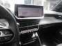Peugeot 2008 SUV Allure Puretech 100PK H6, Rijklaarprijs, Navigatie Camera LED DAB+ Sensoren voor en achter