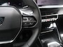 Peugeot 2008 SUV Allure Puretech 100PK H6, Rijklaarprijs, Navigatie Camera LED DAB+ Sensoren voor en achter