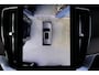 Volvo XC90 2.0 T8 Plug-in hybrid AWD Plus Bright - Panorama/schuifdak - IntelliSafe Assist & Surround - 360º Camera - Harman/Kardon audio - Adaptieve LED koplampen - Verwarmde voorstoelen, stuur & achterbank - Parkeersensoren voor & achter - Elektr. bedienb. voorstoelen met geheugen - Draadloze tel. lader - Extra getint glas - 21' LMV