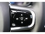 Volvo XC90 2.0 T8 Plug-in hybrid AWD Plus Bright - Panorama/schuifdak - IntelliSafe Assist & Surround - 360º Camera - Harman/Kardon audio - Adaptieve LED koplampen - Verwarmde voorstoelen, stuur & achterbank - Parkeersensoren voor & achter - Elektr. bedienb. voorstoelen met geheugen - Draadloze tel. lader - Extra getint glas - 21' LMV