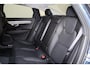 Volvo S90 T8 AWD Plus Dark - Panorama/schuifdak - IntelliSafe Assist & Surround - 360º Camera - Harman/Kardon audio - Adaptieve LED koplampen - Verwarmde voorstoelen, stuur & achterbank - Parkeersensoren voor & achter - Elektr. bedienb. voorstoelen met geheugen - 19' LMV