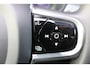 Volvo S90 T8 AWD Plus Dark - Panorama/schuifdak - IntelliSafe Assist & Surround - 360º Camera - Harman/Kardon audio - Adaptieve LED koplampen - Verwarmde voorstoelen, stuur & achterbank - Parkeersensoren voor & achter - Elektr. bedienb. voorstoelen met geheugen - 19' LMV