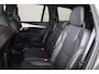 Volvo XC90 T8 Recharge AWD Ultimate Dark - LONG RANGE - Luchtvering - Panorama/schuifdak - IntelliSafe Assist & Surround - 360º Camera - Bowers & Wilkins audio - Adaptieve LED koplampen - Verwarmde voorstoelen, stuur & achterbank - Parkeersensoren voor & achter - Elektr. bedienb. voorstoelen met geheugen - Head up display - Draadloze tel. lader - Standkachel - Extra getint glas - Elektr. inklapbare trekhaak - 22' LMV