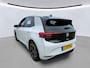 Volkswagen ID.3 First Plus 204PK 58 kWh / Zwart Dak / LED /  Navigatie / Camera / 19" LMV
