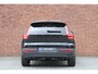 Volvo EX40 Single Motor Extended Range Ultra Black Ed. | Panoramadak | 360 graden camera | Premium audio by Harman Kardon | Verwarmbare voorstoelen en stuurwiel | Rondom zichtcamera | Warmtepomp | Apple carplay/ android auto