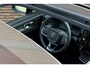 Volvo EX40 Single Motor Extended Range Ultra Black Ed. | Panoramadak | 360 graden camera | Premium audio by Harman Kardon | Verwarmbare voorstoelen en stuurwiel | Rondom zichtcamera | Warmtepomp | Apple carplay/ android auto