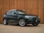 Alfa Romeo Stelvio 2.0T 280pk AWD Ti Lusso MY21 | Verde Visconti | Lederen dash. | CarPlay | Adapt. cruise