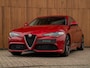 Alfa Romeo Giulia 2.0T Q2 | Race-mode | Rosso Competizione | Veloce stoelen | Harman/Kardon | Orig. NL