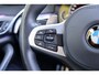 BMW 5-Serie M550i xDrive Executive M-Sport | Merino leder | 20" | Driving Assistent Plus | Comfort stoel met geheugen | Real-Time Traffic information | Zonnerolgordijnen achter | Stoelverwarming voor en achter | Etc.